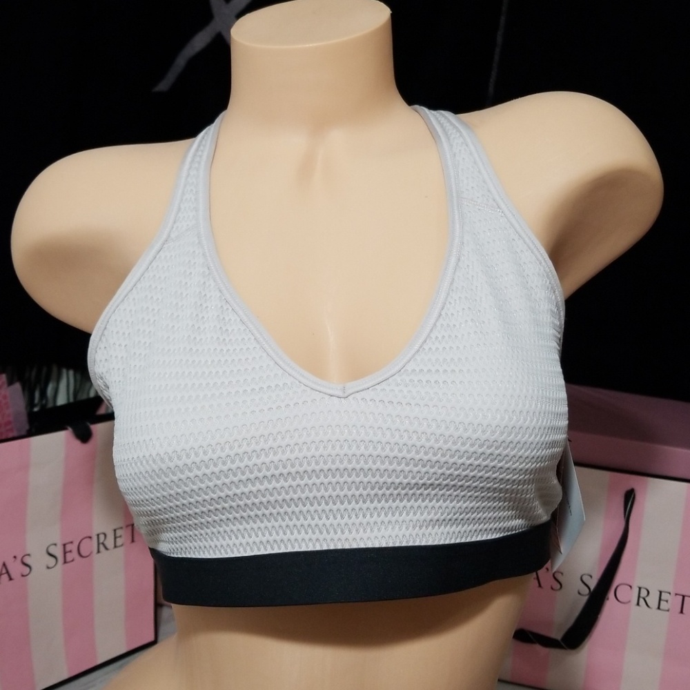 COPY - NWT!  VICTORIA'S SECRET SPORTS BRA